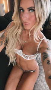 blondiluvsanal Blondes have more fun 🤩 Pic