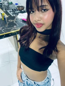 Public de _simran_kaur330306  5 photos