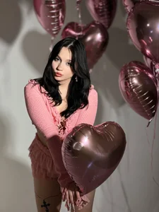 YourLittleDevil valentine's day 🩷 . fénykép