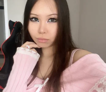 MiaSavageQueen Public Pic 3