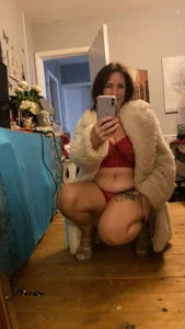 SassyladyのWhite fur coat for the boysの 5枚の写真