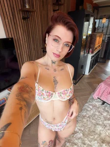 SweetAnneUnique26 He, it’s me 💗 slika 3