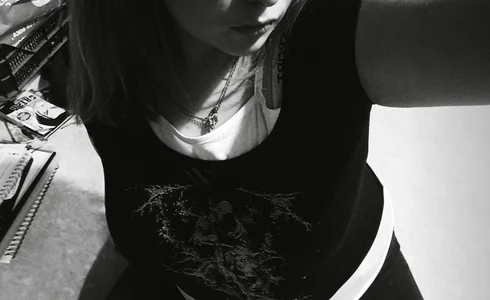 Kitty_complexe's Avec vêtements 😌 Sex Photo 2