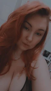 BoobieBabe Public Pic