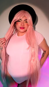 antonella_contti_ 🔥 Sugar on the outside, fire inside. Foto 4