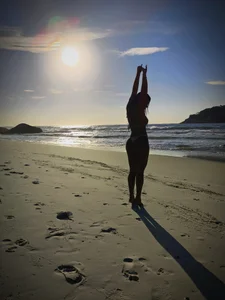 Eva_Davvis beach vibe Pic 8