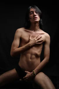 Matti_Mendez_ more of me Pic