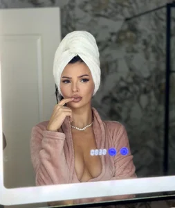 Zdjęcia KaylaVoss Home:  2