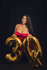 Kendall-Moll 🥳𝔚𝔢 𝔞𝔯𝔢 𝔞𝔩𝔯𝔢𝔞𝔡𝔶 𝔪𝔬𝔯𝔢 𝔱𝔥𝔞𝔫 ❤️‍🔥20𝔨 𝔰𝔬𝔲𝔩𝔰 𝔳𝔦𝔟𝔯𝔞𝔱𝔦𝔫𝔤 𝔴𝔦𝔱𝔥 𝔭𝔩 Pic 4