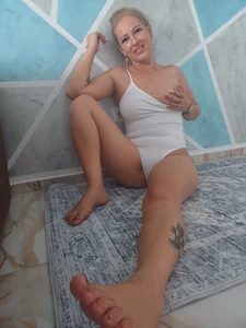 blonda-sexy's photo