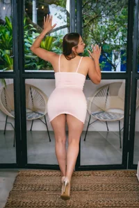 _LaraMom_ 𝐖𝐞 𝐡𝐚𝐝 𝐝𝐢𝐧𝐧𝐞𝐫 ?😈 Pic