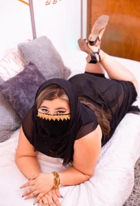 SalmaZamann a little of me Pic