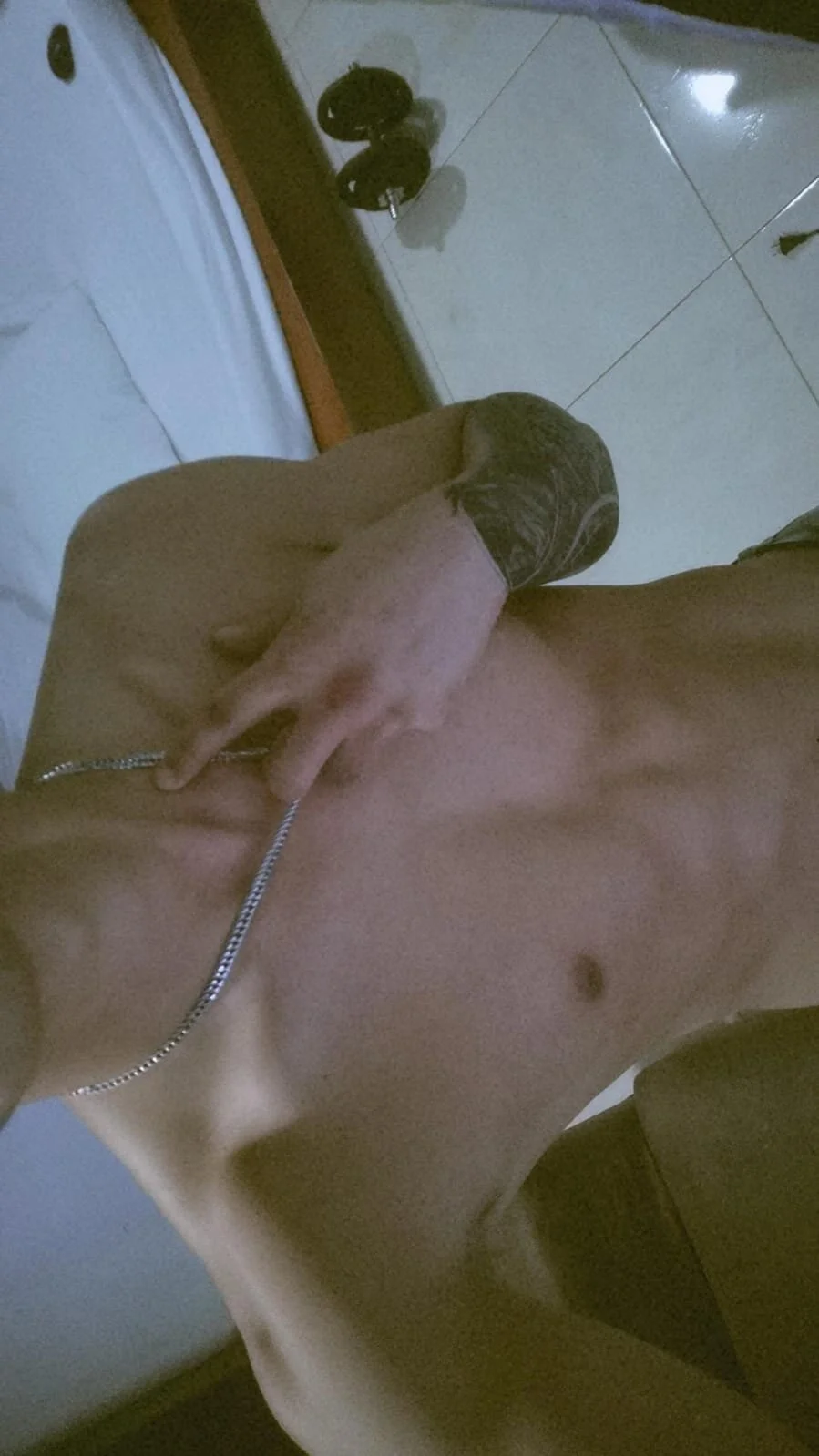 Трендове зображення  9448 RomeoMillerr