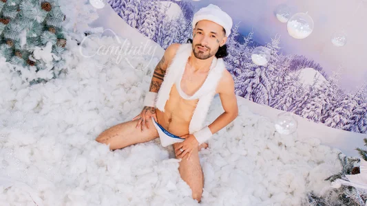 Hisoka_011: A very naughty Christmas 🎄🎄🎄 ( 5 фото)