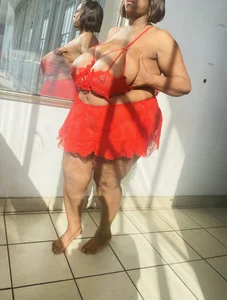 BiggblackboobsPublic图片 5