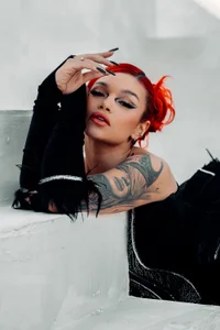 LeaThompson Black Swan Foto 2