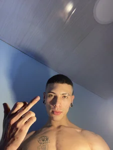 Jefer_rick_のPlaying a little with the lights 🔥の 5枚の写真