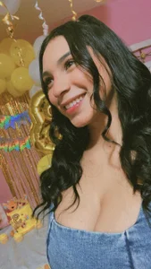 Public od POCAHONTAS---  4 snímek