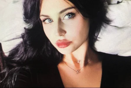 KerrieWeigel Public  4. fénykép