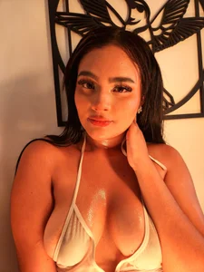 Evaa_Holly Public 圖片 8