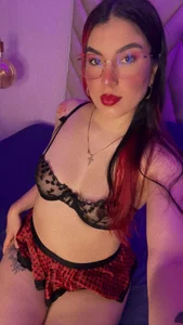 EmmaSwift_ Sweet But Wild 🐞 Pic 2