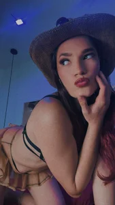 KATALINA_PARKER Cowgirl baddie 🤠 Foto 3