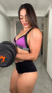 💪 de alisson-tylor  2 Imagens