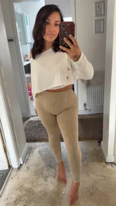 AlyssaAngell Public Pic 8