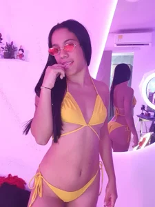 Helen_Vidall Public รูป  2