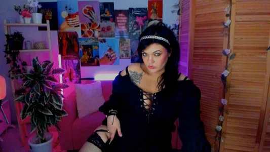 MaryHarrys Do I look like a princess? Pic