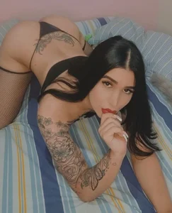 SkalerthFoxx Selfies Pic 4