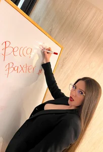 BeccaBaxterYour favorite secretary.图片 8