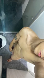 Esteban_Knight 🚿🚿🛀🏻 Pic 5