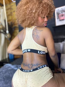 nikkystorm1_ your favorite black girl Foto 5