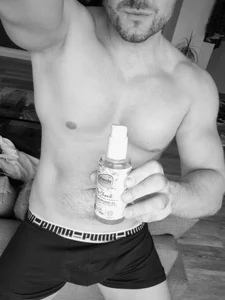 Two2Faces Public Foto 4