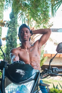 drake_brwon_23 Bike Pic