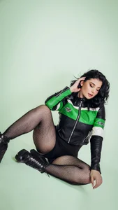 KaylaCollinsX Shall we race for a while? 사진 5