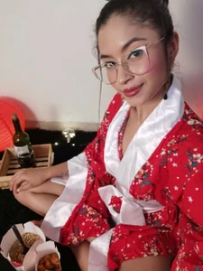 PaulinaBelushi of my best moments on the webcam (dinner with a very very special user that I love very much) thanks Foto 5