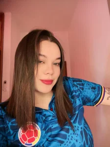 Ivybloom_ colombian girl Pic 3