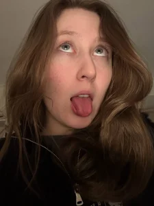 FroggyAnna good evening!!🌆 Immagine  7