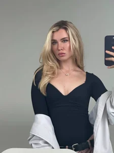 AlicesuperstarPublic Bild