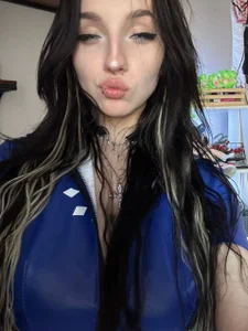 Viv_Playerのone piece i love you ₊✩‧₊˚౨ৎ˚₊✩‧₊ (nico robin)の 4枚の写真