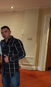 Hung_johnny de HungJonny99  2 Imagens