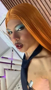 AndyBlake_ "Your sighs on my neck are caresses for my soul." Hình 3