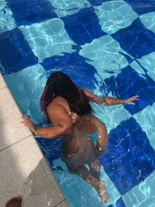 Just_Gissellex Public صورة واحدة|Just_Gissellex Public صورتان|Just_Gissellex Public  4 صور|Just_Gissellex Public  4 صورة