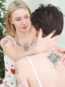 Girls_Fingers We warm you with love🔥💕  4. fénykép