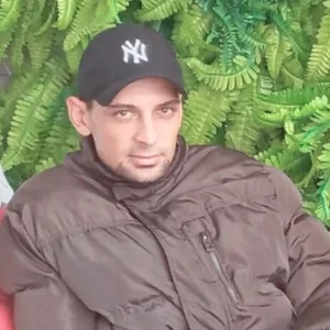 uelytom's XXX Nude Photo 1