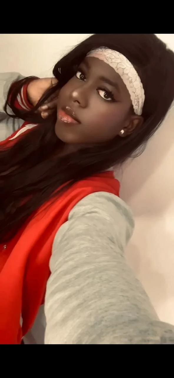 VICTORIAOBEY Image populaire  8898