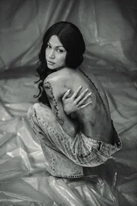 LunaRusoのShadow on the skin🖤💨の 4枚の写真