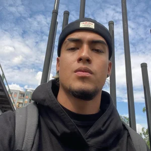 Me - NOW de matias_bianco  2 Imagens